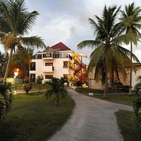 Tranquility Bay Antigua Hotel Jolly Harbour Exterior photo